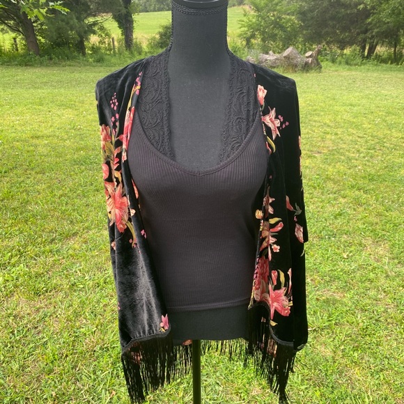 Kimono - Picture 3 of 6